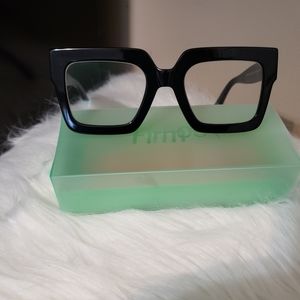 Bold Black Frame Fashionable Eyeglasses